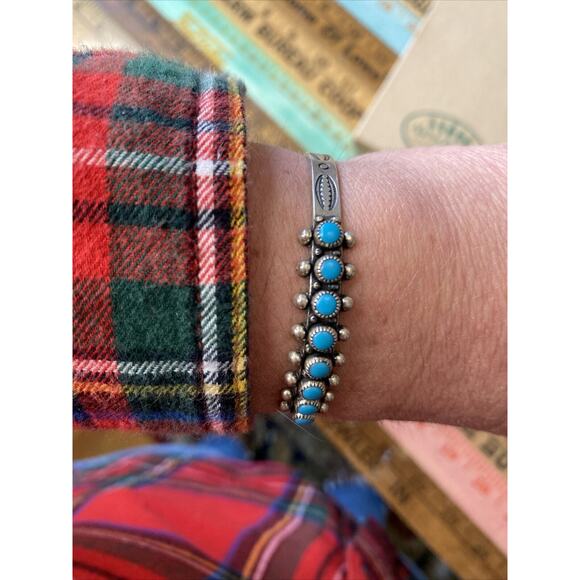 Silver and Turquoise Bracelet - Picture 2 of 16